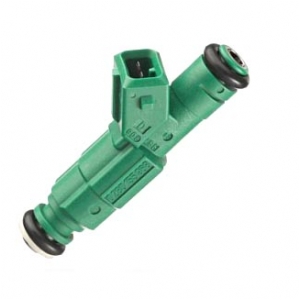 Fuel injector voltage compensation